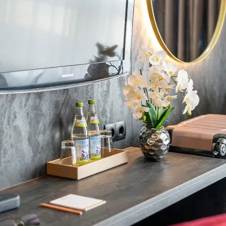 호텔 Plaza Premium Parkhotel 4*