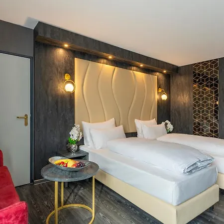 호텔 Plaza Premium Parkhotel