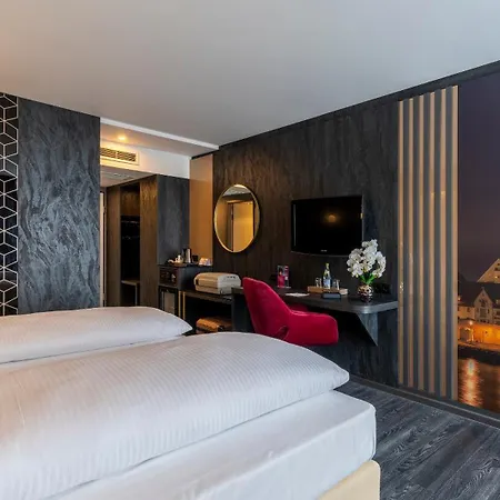 호텔 Plaza Premium Parkhotel