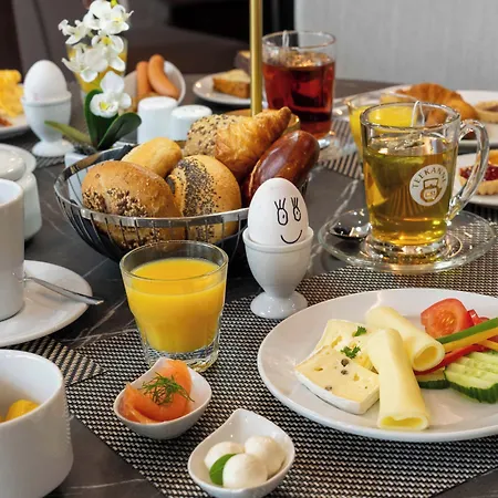 Plaza Premium Parkhotel 호텔
