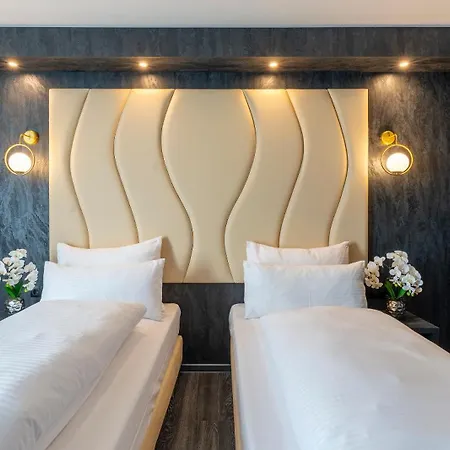 Plaza Premium Parkhotel 호텔 4*