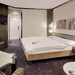 Plaza Premium Parkhotel Szálloda 4*